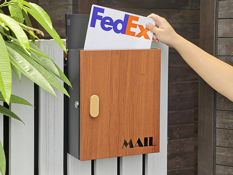 日本の暮らしに、
機能美と安心を。